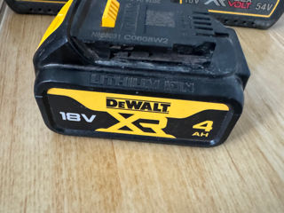 Dewalt Xr  9.0А , 6.0А , 4.0A. acamulator foto 4