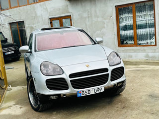 Porsche Cayenne foto 2