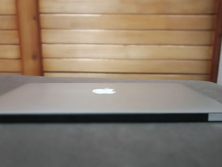 Продам MacBook Air 11 2015год