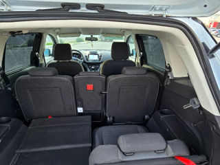 Ford Grand C-MAX foto 9