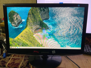 Samsung SyncMaster 2033SN 20"1600x900 TN+film / VGA