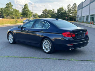 BMW 5 Series foto 8