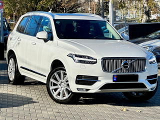 Volvo XC90 foto 1