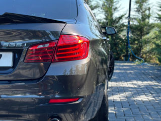 BMW 5 Series foto 5