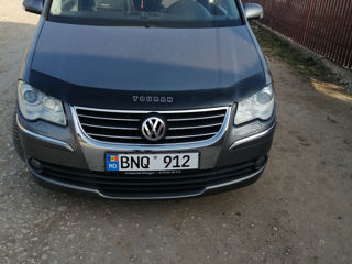 Volkswagen Touran foto 5