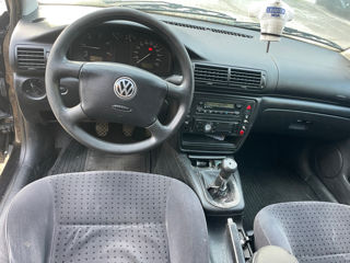 Volkswagen Passat foto 8