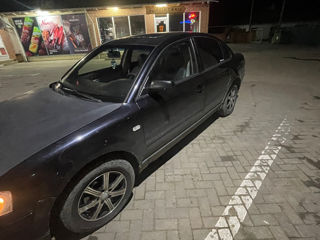 Volkswagen Passat foto 2