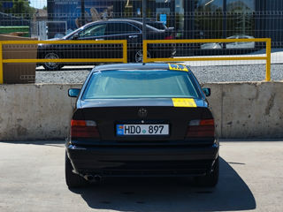 BMW 3 Series foto 4