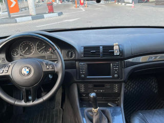 BMW 5 Series foto 5