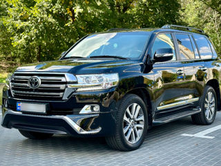 Toyota Land Cruiser foto 1