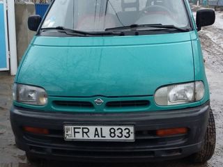 Nissan vanette foto 2