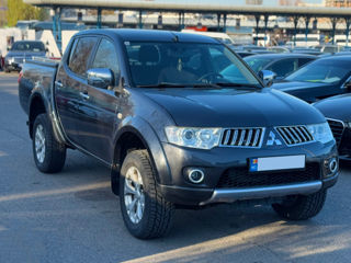 Mitsubishi L200 foto 4