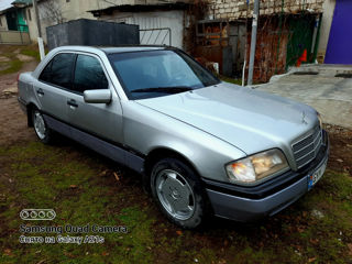 Mercedes C-Class foto 4