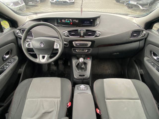 Renault Scenic foto 9