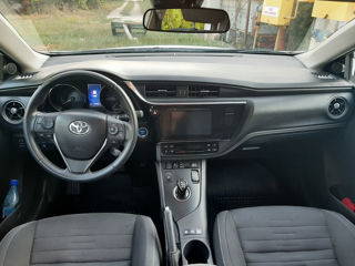 Toyota Auris foto 8