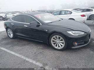 Tesla Model S foto 8