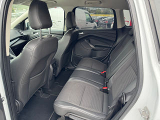 Ford Kuga foto 9