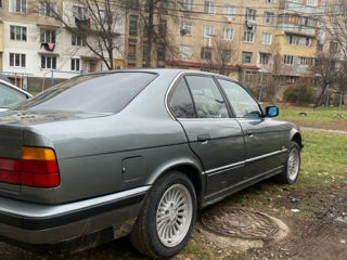 BMW 5 Series foto 5