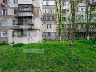 Apartament cu 4 camere, 106 m², Râșcani, Chișinău foto 4