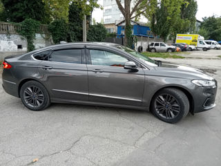 Ford Mondeo foto 5