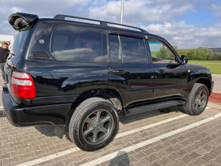 Toyota Land Cruiser foto 3