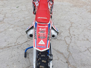 Honda CRF 450 foto 2