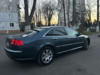 Audi A8 foto 3