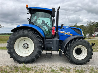 Tractor New Holland T7 245 foto 4