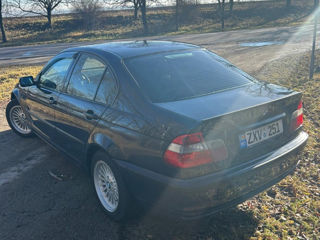 BMW 3 Series foto 6