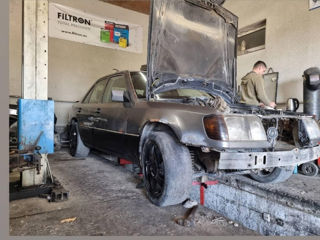 Mercedes Series (W124) foto 4