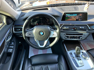 BMW 7 Series foto 9