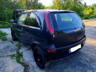 Opel Corsa foto 2