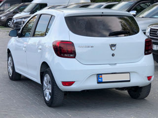 Dacia Sandero фото 5