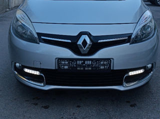 Renault Grand Scenic foto 4