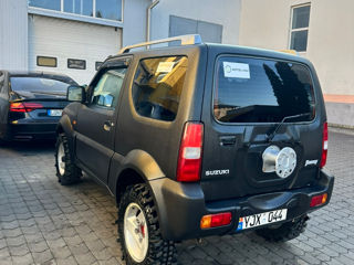 Suzuki Jimny foto 2