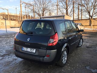 Renault Grand Scenic foto 3