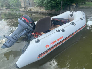 Vind barca Kolibri KM 330 D + motor Yamaha 9.9