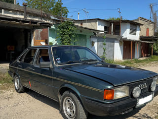 Audi 80 фото 2