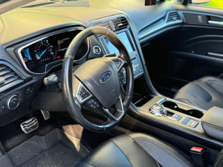 Ford Fusion foto 6