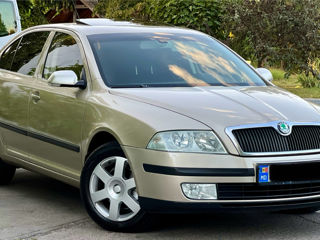 Skoda Octavia foto 2