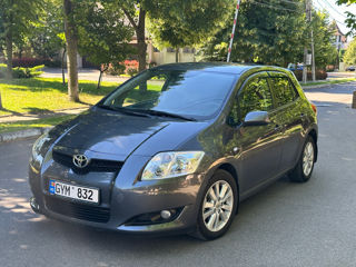 Toyota Auris foto 2