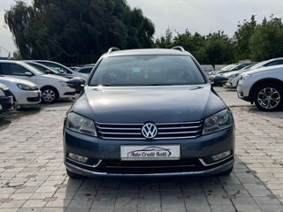 Volkswagen Passat foto 2