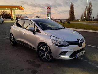 Renault Clio foto 5