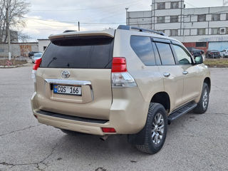 Toyota Land Cruiser Prado foto 4