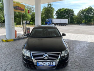 Volkswagen Passat foto 2