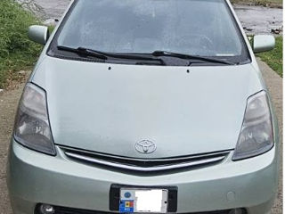 Toyota Prius foto 3