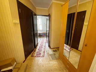 Apartament cu 3 camere, 64 m², Buiucani, Chișinău foto 8