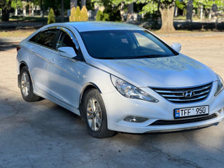 Hyundai Sonata foto 2