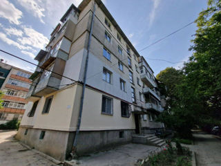 Apartament cu 3 camere, 70 m², Botanica, Chișinău foto 1