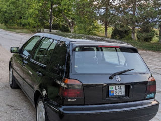 Volkswagen Golf foto 8